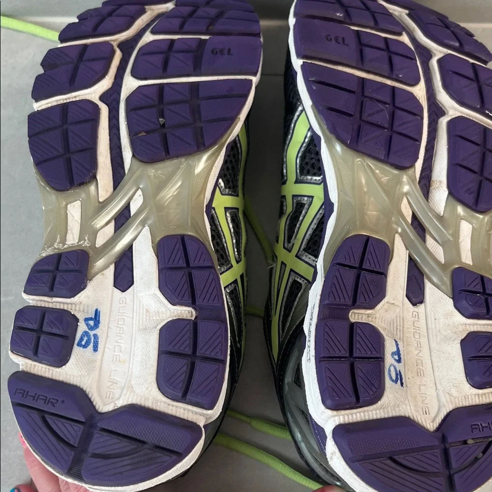 ASICS Gel Kayano Running Shoes – Size 10 - Picture 7 of 7